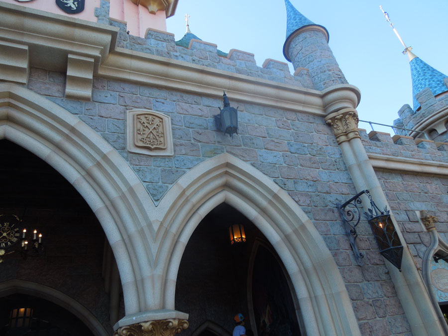 Disneyland Fantasyland Castle Picture