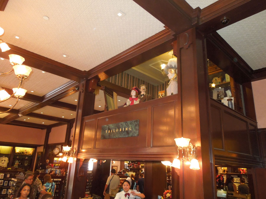 Disneyland Inside Shop Picture