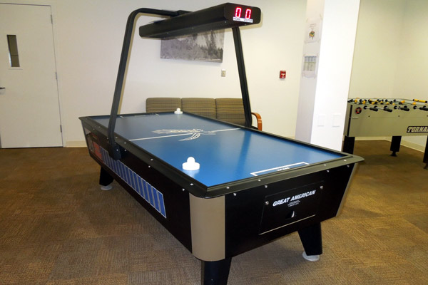 How Many Watts Of Electricity Does It Take To Power A Air Hockey