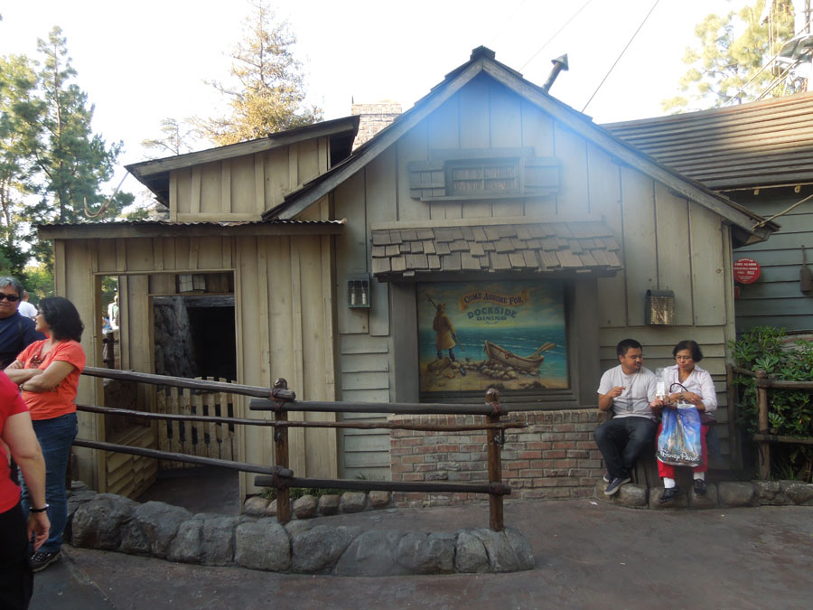 Disneyland Critter Country Riverside Picture