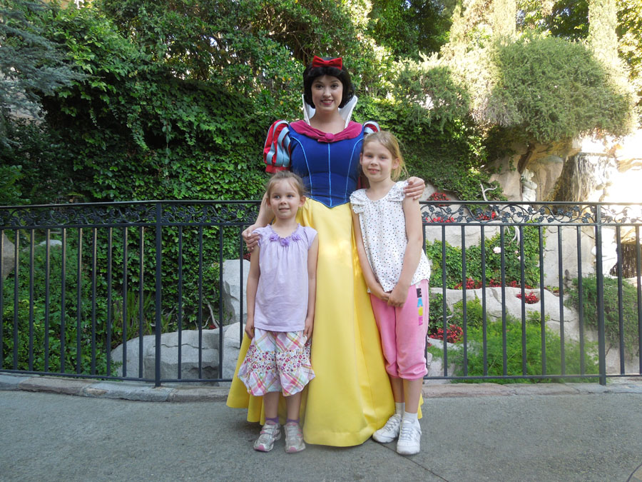 Disneyland Snow White Wishing Well
